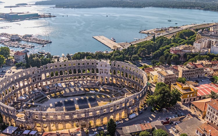 Ancient Istria Tour from Rovinj including Pula and Lunch