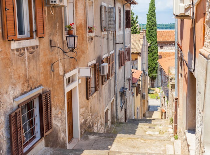 Ancient Istria Tour from Rovinj including Pula and Lunch