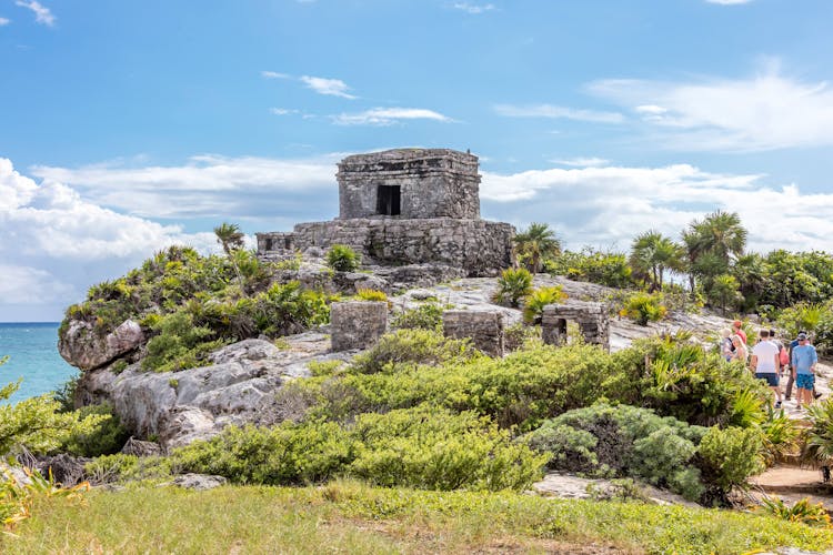 Tulum Tour with Nopalitos Lagoon and BBQ Lunch