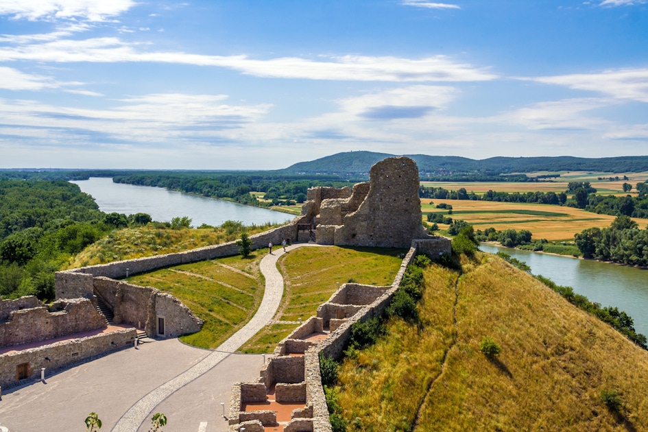 Devin Castle Tours and Tickets