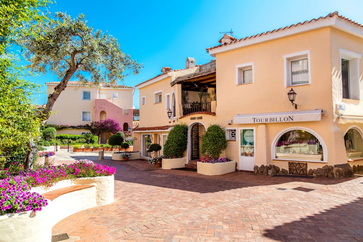 Costa Smeralda and San Pantaleo Market