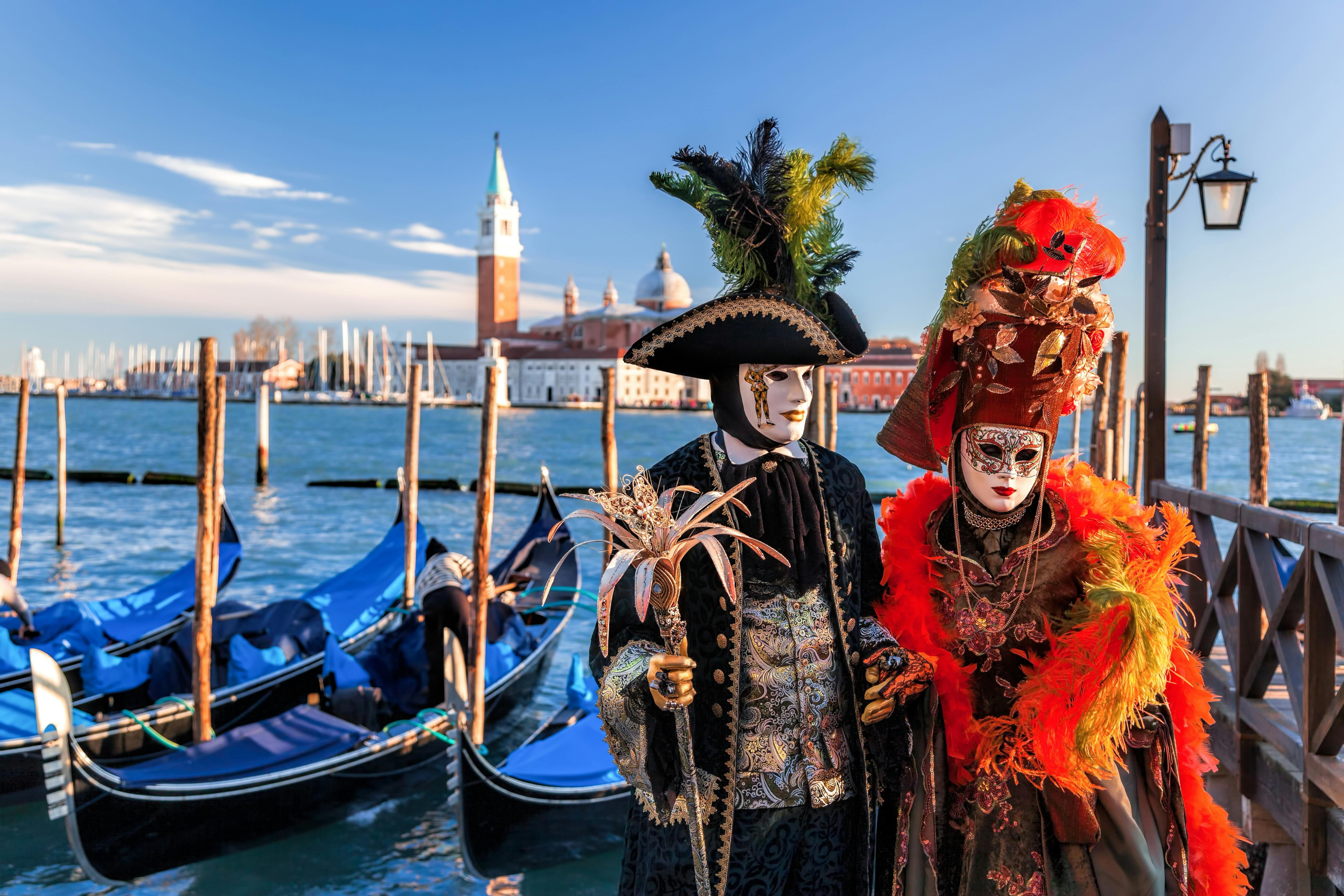 Dekorationskurs zum Bemalen Ihrer eigenen venezianische Karnevalsmaske