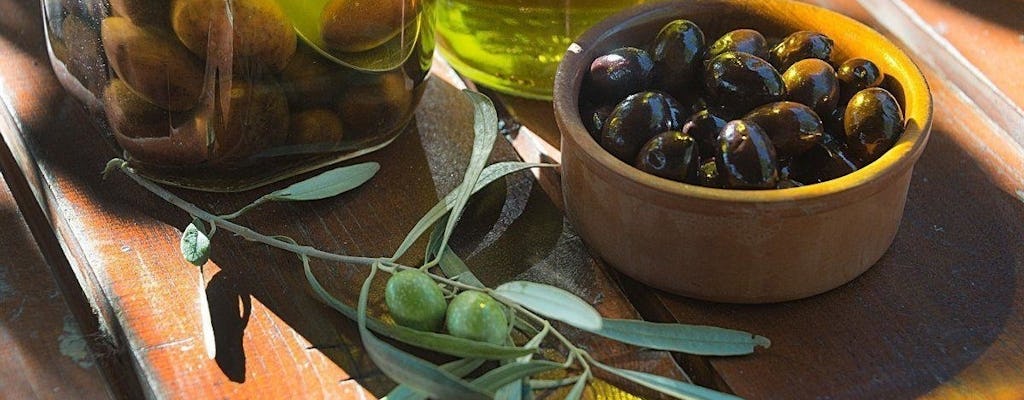 Olijfolieproeverij en begeleide ervaring van boer tot bord in Athene