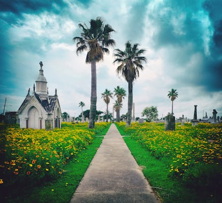Excursão a pé pelo cemitério assombrado de Galveston