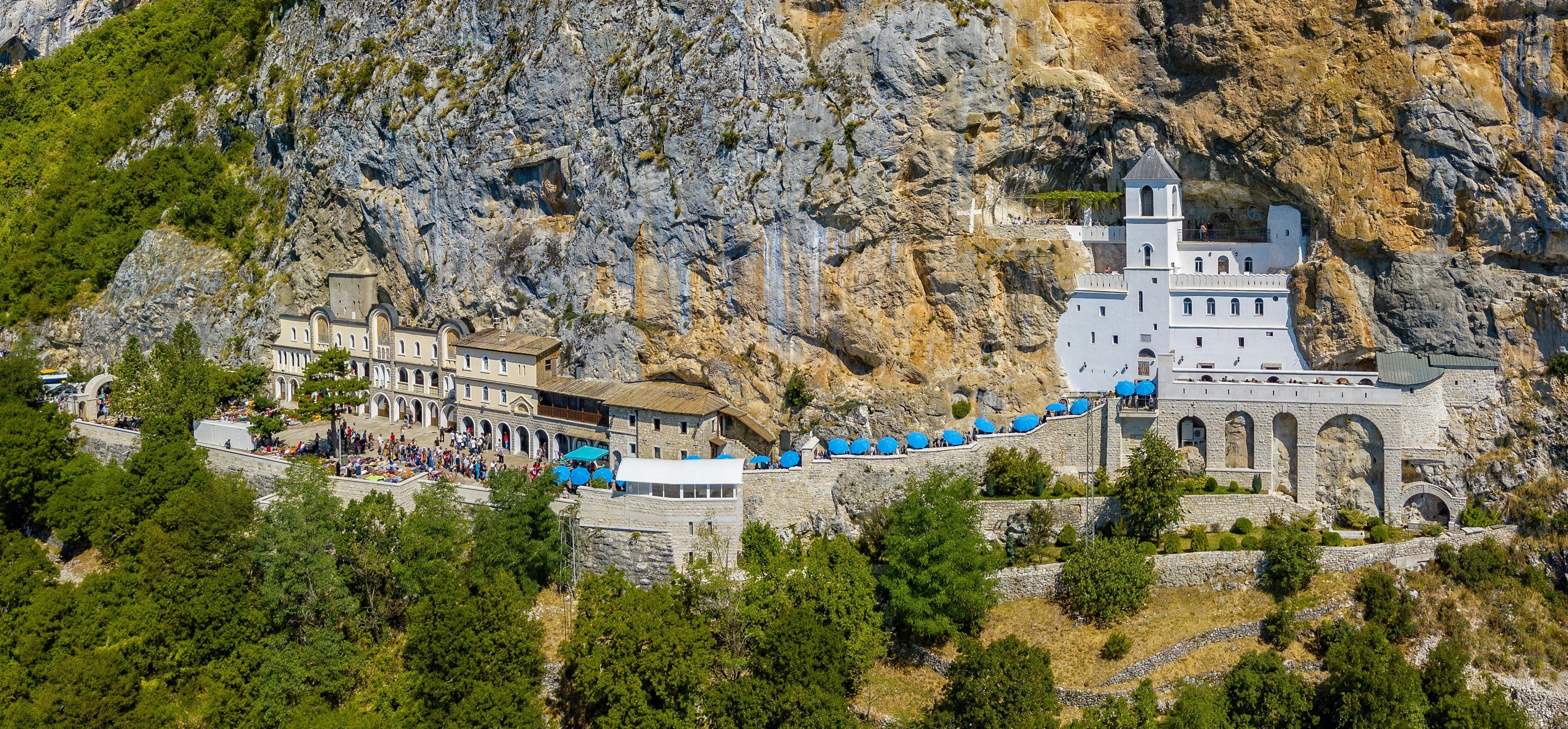 Privé dagtocht naar het klooster Ostrog met vervoer vanuit Herceg Novi