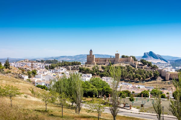 Vuelta a Andalucía con El Torcal, Antequera y almuerzo