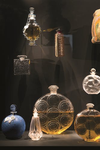 Guided visit of Fragonard Museum and perfume workshop