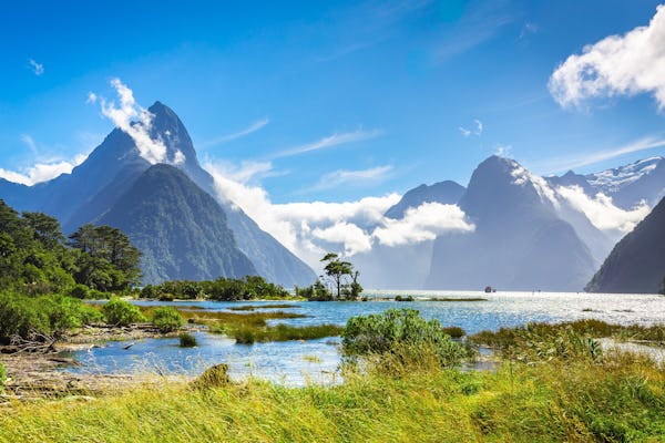 Milford Sound cruise from Queenstown and Te Anau