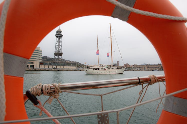Southern Cross sailing experience in Barcelona