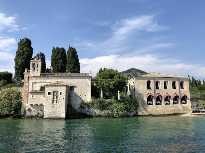 Sirmione 4-hour guided boat cruise from Garda-Bardolino