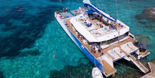 Malta beaches and bays catamaran sailing tour