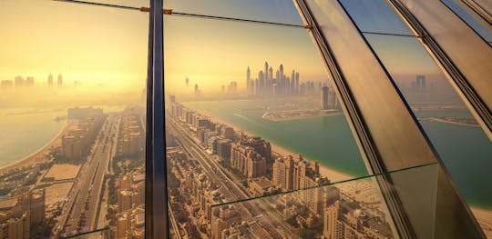 Sunrise breakfast at The View at The Palm in Dubai