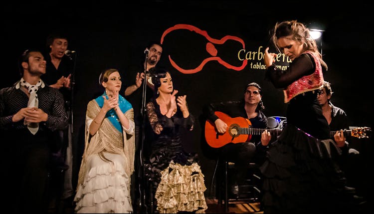 Madrid tapas walking tour with flamenco show