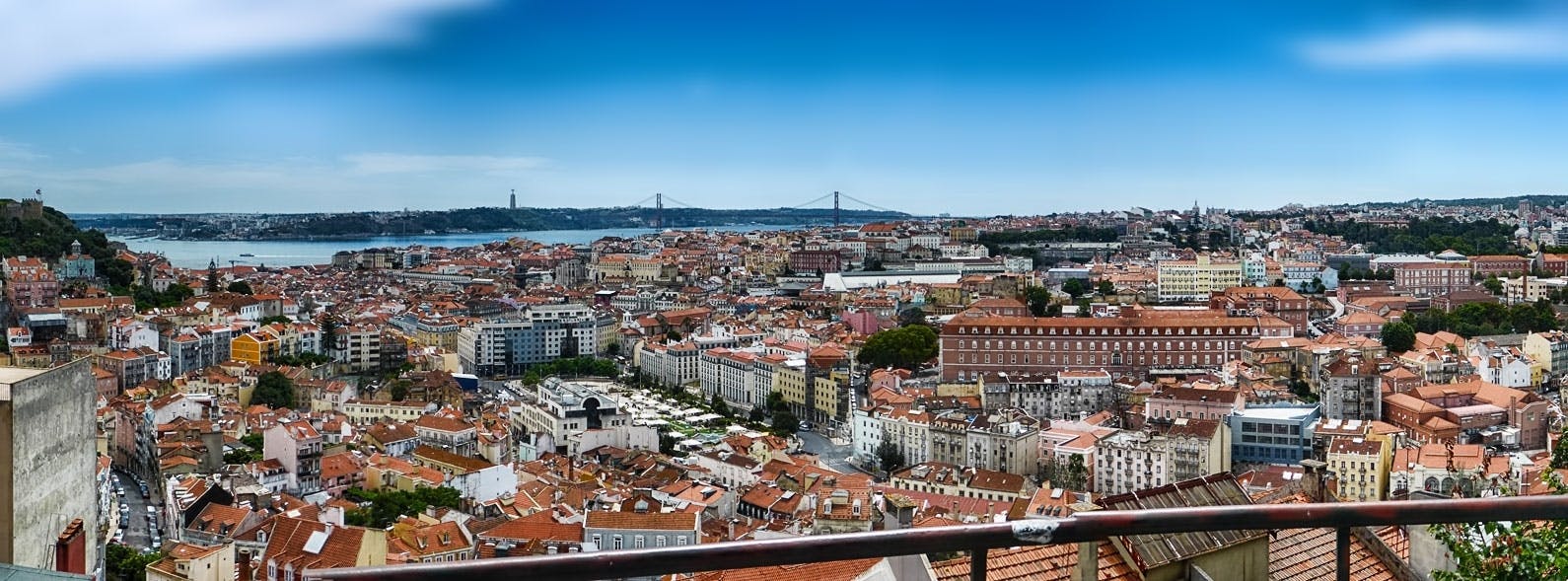 Wycieczka tuk-tukiem po Lizbonie z fado i degustacją potraw