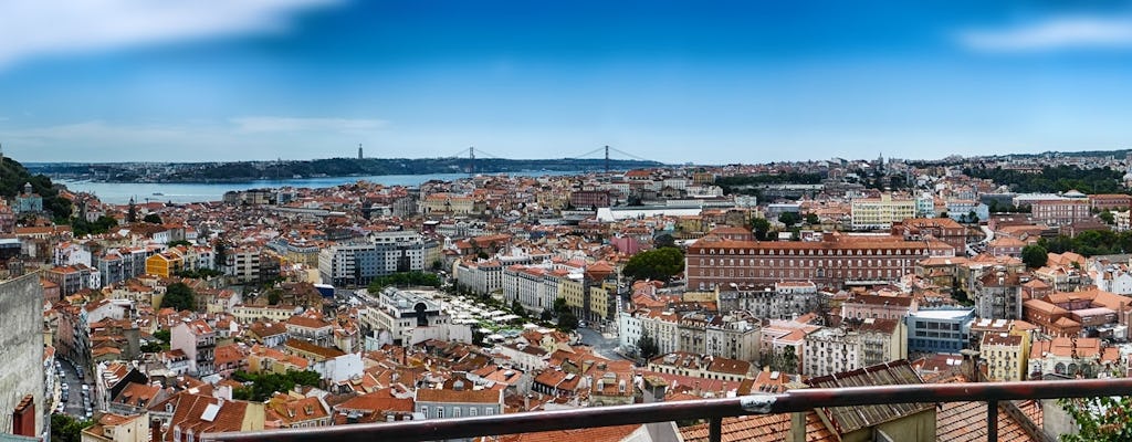 Tuk-Tuk-Tour durch Lissabon mit Fado und Essensverkostung