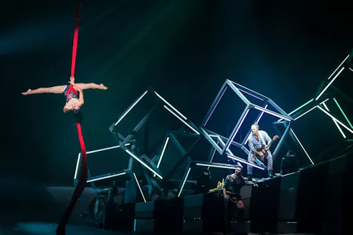 Cirque du Soleil MŪV Show & Caldea Spa Circuit