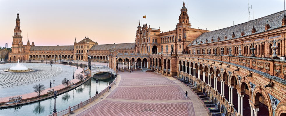 Escape Tour autoguidato, sfida interattiva della città a Siviglia