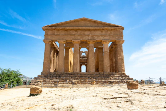 Full-day Valley of the Temples and Scala dei Turchi tour