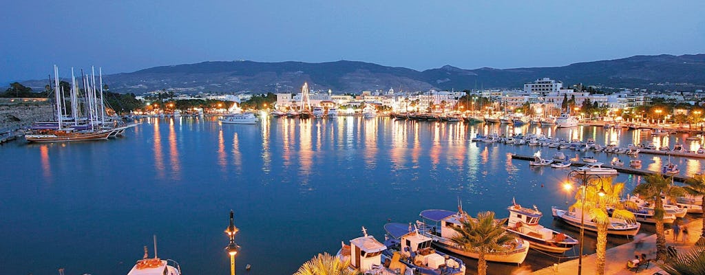 Kos-Stadt bei Nacht