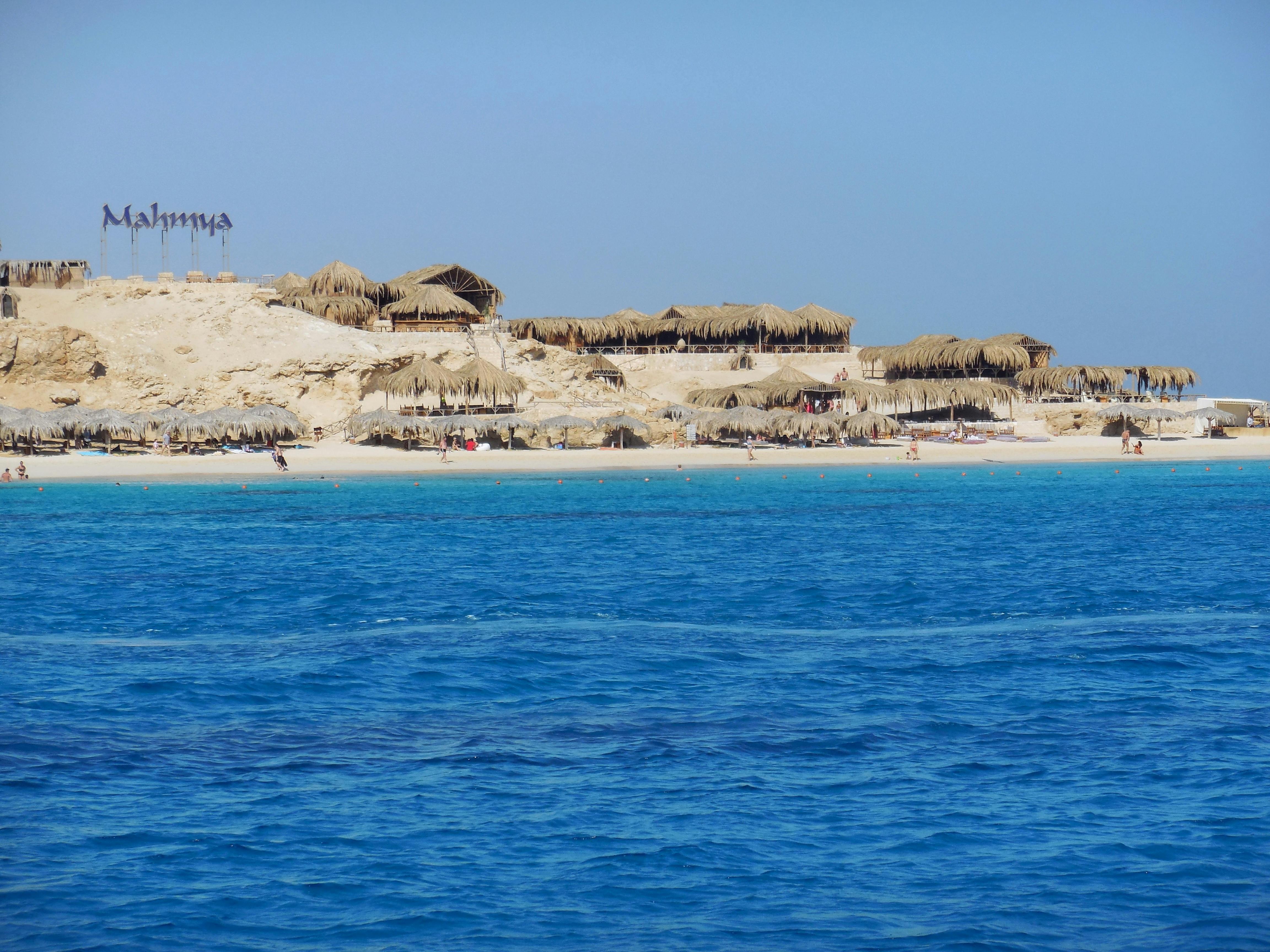 Sonnenuntergang auf der Insel Mahmya Giftun mit ganztägiger Schnorchelkreuzfahrt und Strand in Hurghada