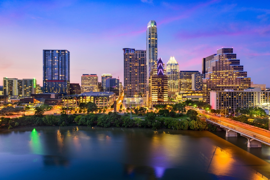 Scenic Austin night tour including sunset boat cruise | musement