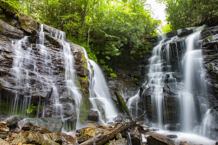 Scenic Blue Ridge Parkway self-guided driving audio tour