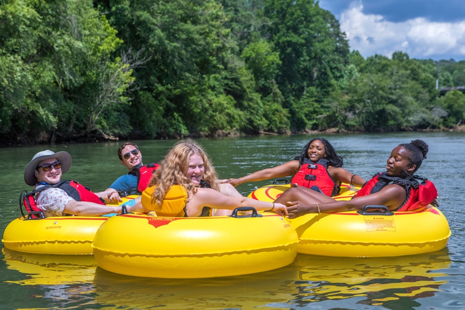 Chattahoochee River tube rental from Powers Island to Paces Mill musement
