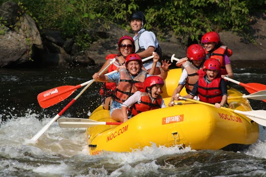 Upper Pigeon Whitewater rafting a Hartford