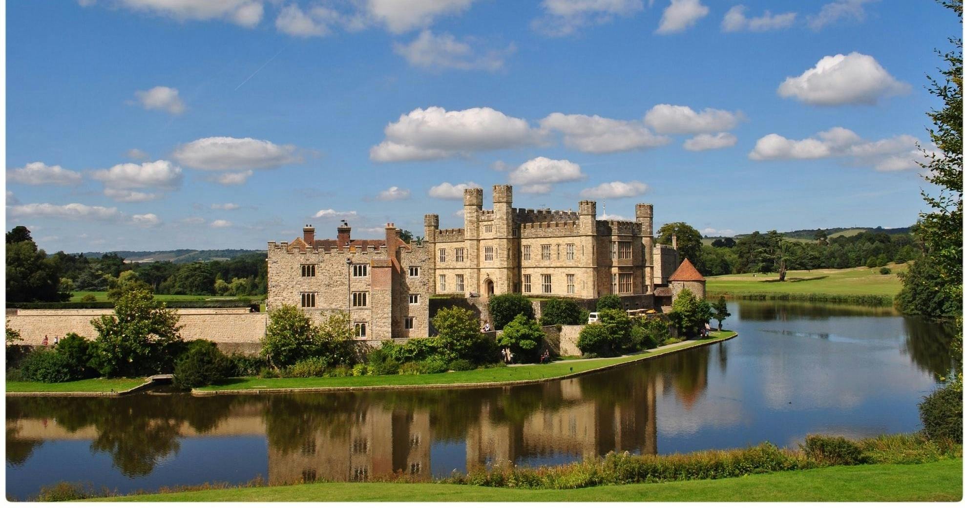 Leeds Castle, Canterbury and White Cliffs of Dover private car group tour
