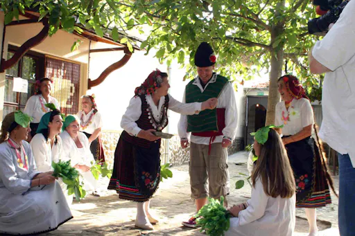 Roman Varna & Solnik Village Tour