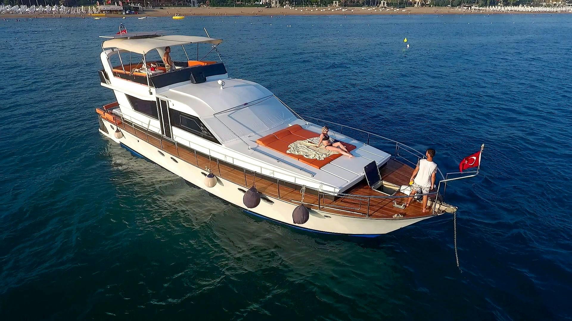 Side Private Sunset Cruise