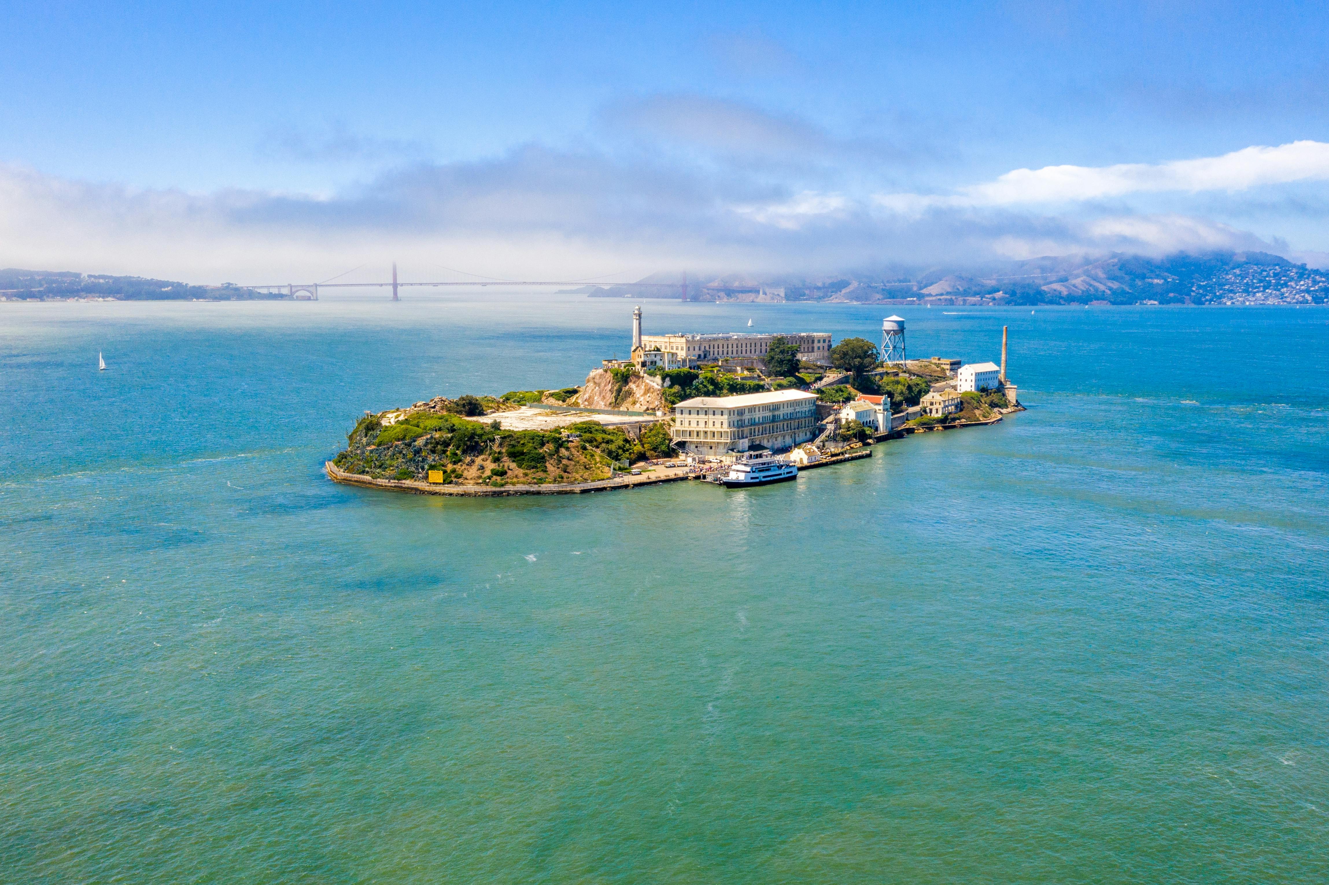 Tour por Alcatraz, incluindo ferry e voucher para almoçar em Fisherman's Wharf