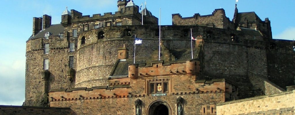 Private Edinburgh walking tour of history culture