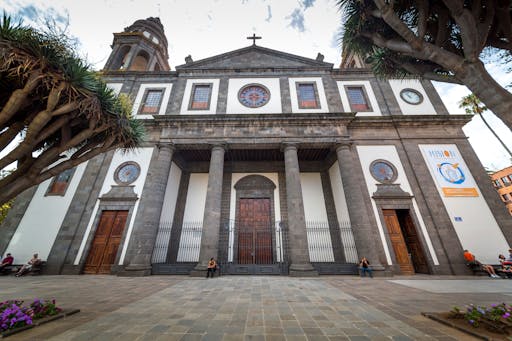 La Laguna Walking Tour with Local Guide