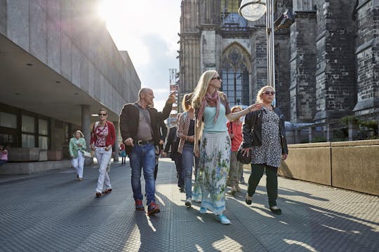 Stadstour met gids langs de hoogtepunten van Keulen in een notendop