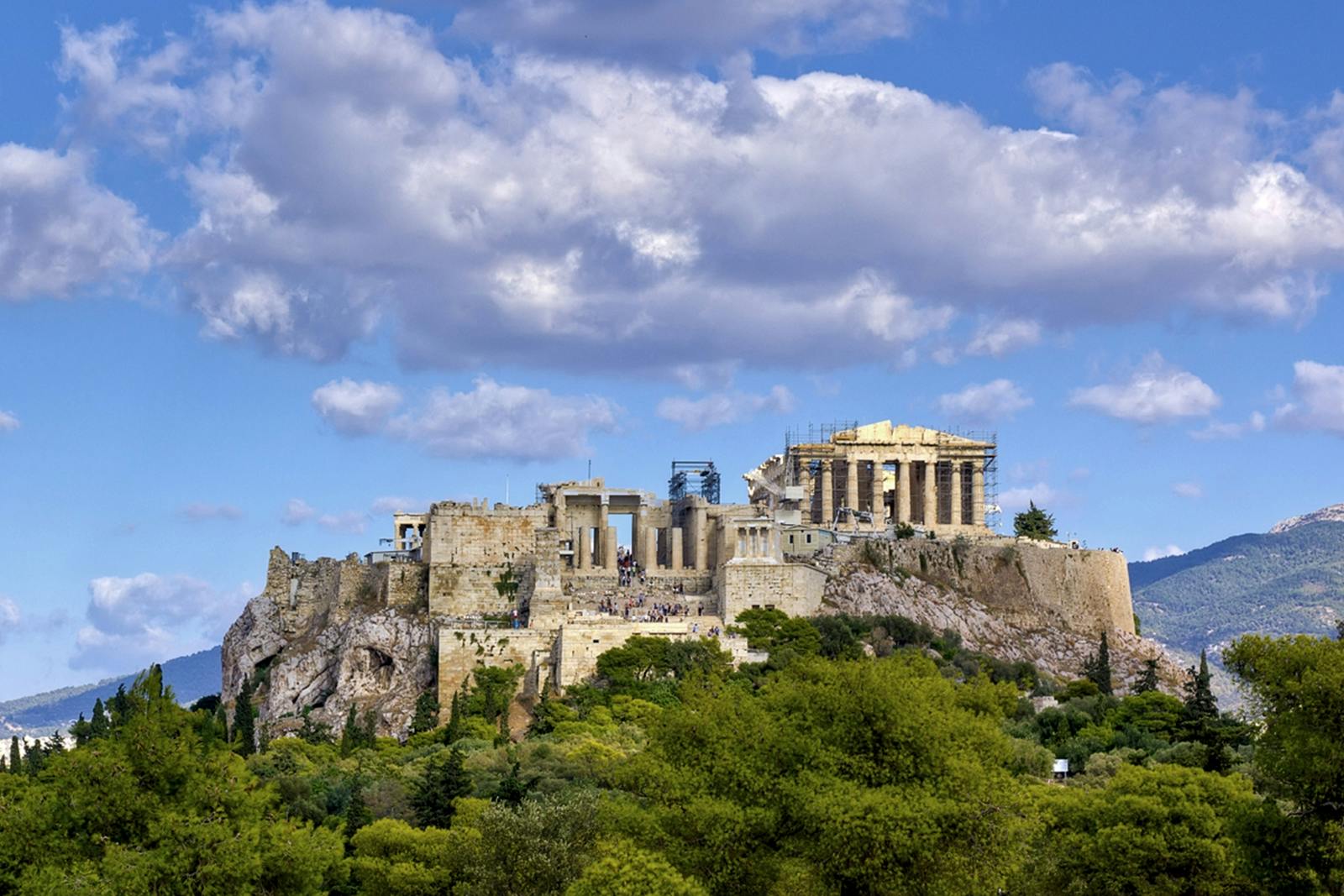 Virtual tour of the Acropolis Hill from home