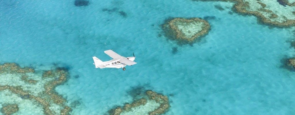 1 hour scenic flight, Whitehaven Beach, Hill Inlet, GBR and Heart Reef