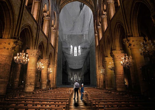 Rebuilding Notre-Dame Flyview virtual reality experience