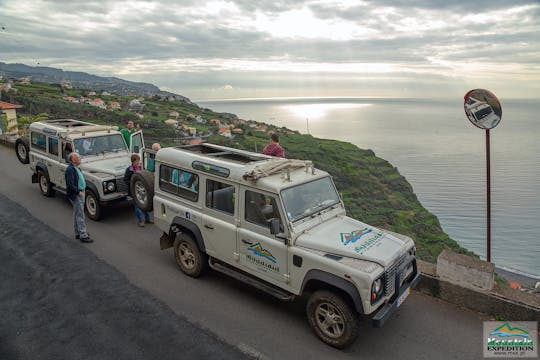 Tour in 4x4 di Madeira da Funchal alla Valle delle Monache e Cabo Girão