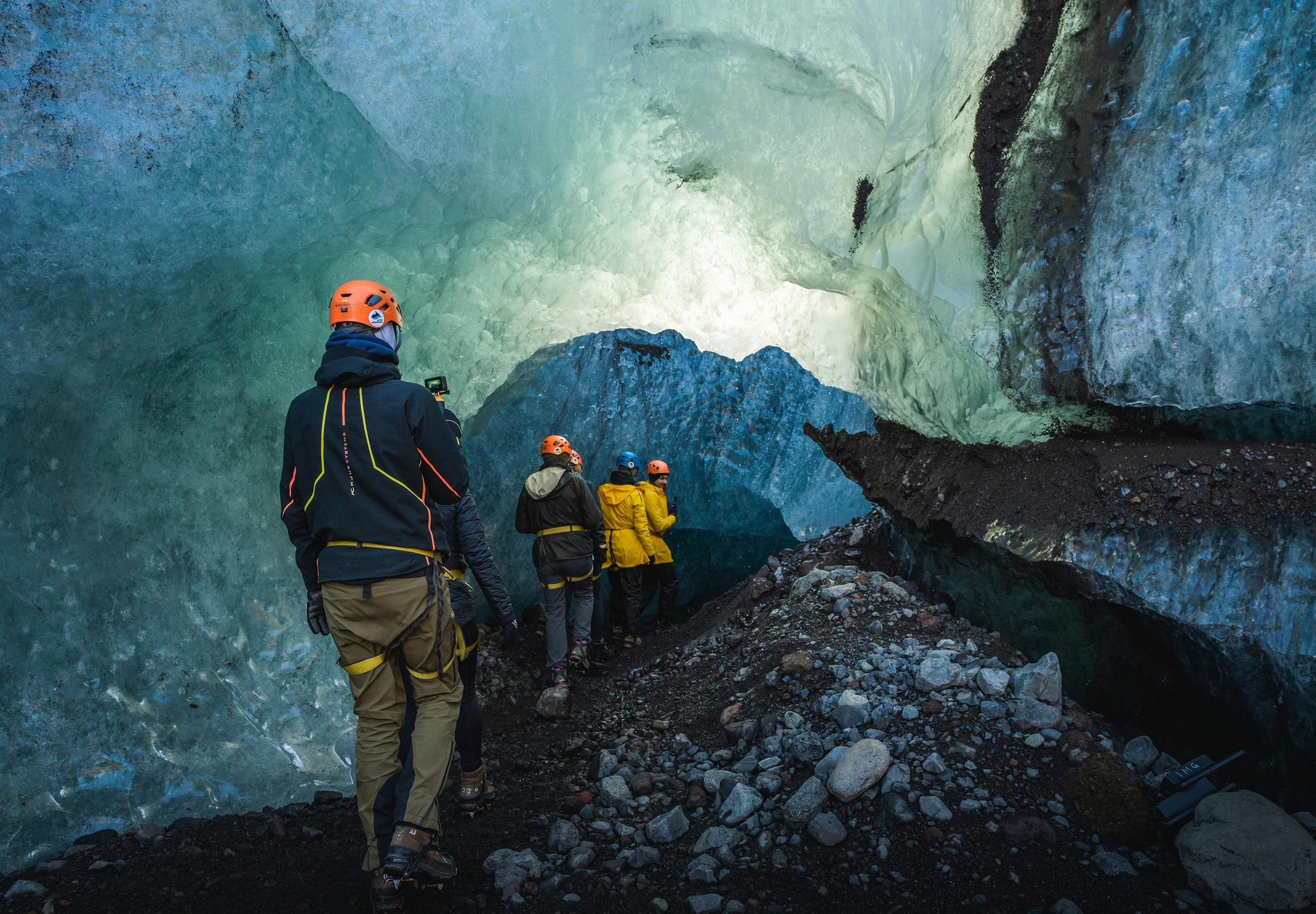 Visite de la grotte de glace de Vatnajökull avec une randonnée sur le glacier