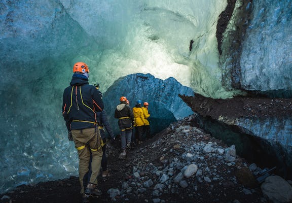 Visite de la grotte de glace du Vatnajökull avec randonnée sur glacier