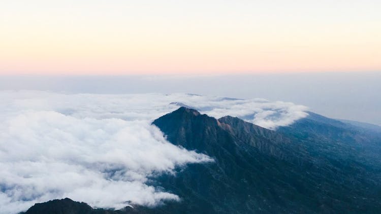 Mount Agung sunrise trekking tour