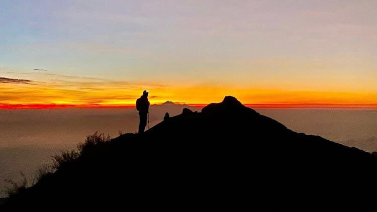 Mount Agung sunrise trekking tour
