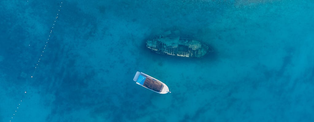 Passeio luxuoso pela Lagoa Azul saindo de Split - bebidas e lanches incluídos