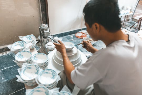 Gita di un giorno al villaggio della ceramica di Bat Trang e al villaggio della pittura di Dong Ho