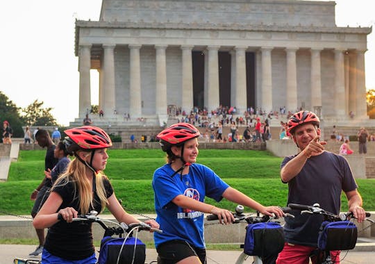 Passeio de bicicleta por monumentos e memoriais em Washington, DC