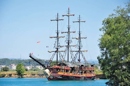 Gita in barca dei pirati da Side