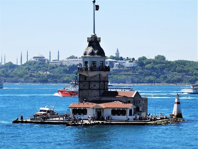 Istanbul Sightseeing Tour, Dolmabahce Palace and Bosphorus Cruise