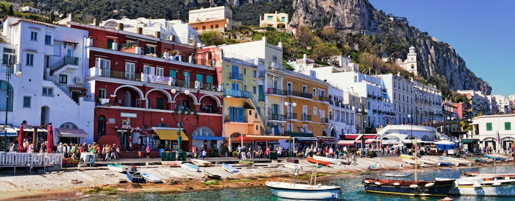 Wycieczka łodzią Capri z Sorrento z opcjonalnym przystankiem na pływanie
