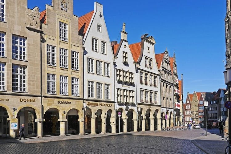 Self guided tour with interactive city game of Münster